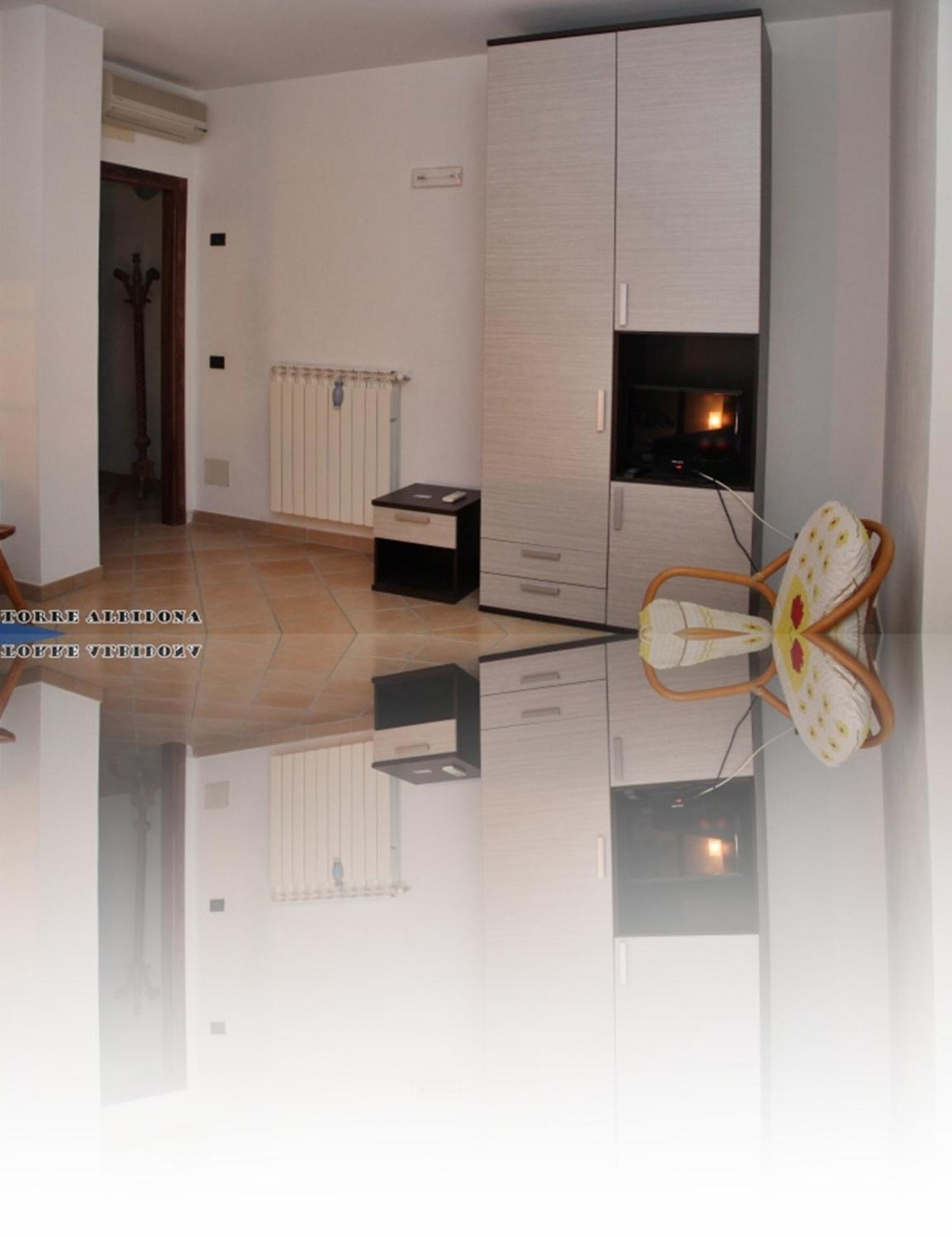 Torre Ancinale Bed & Breakfast Соверато Марина Екстериор снимка