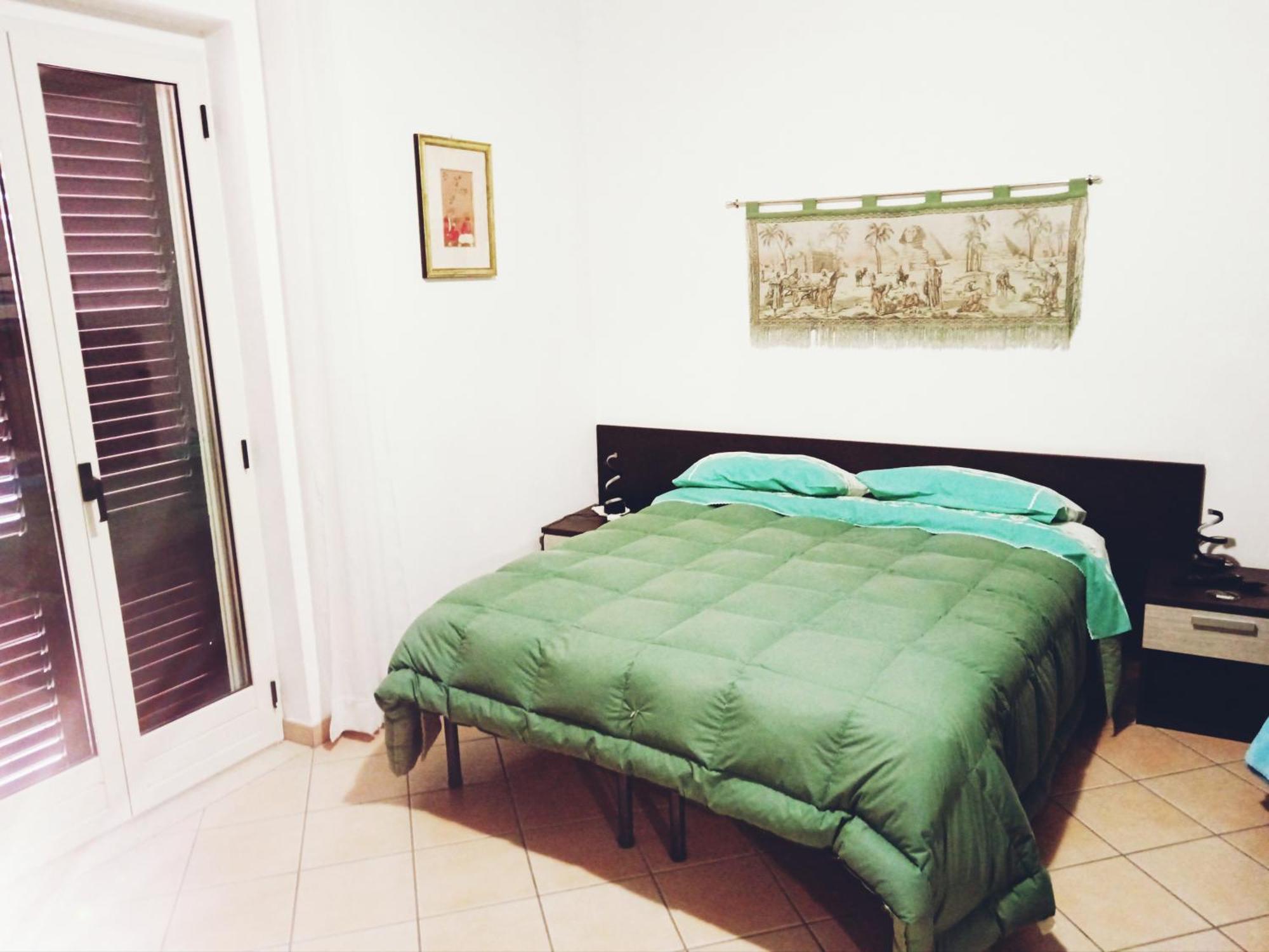 Torre Ancinale Bed & Breakfast Соверато Марина Екстериор снимка
