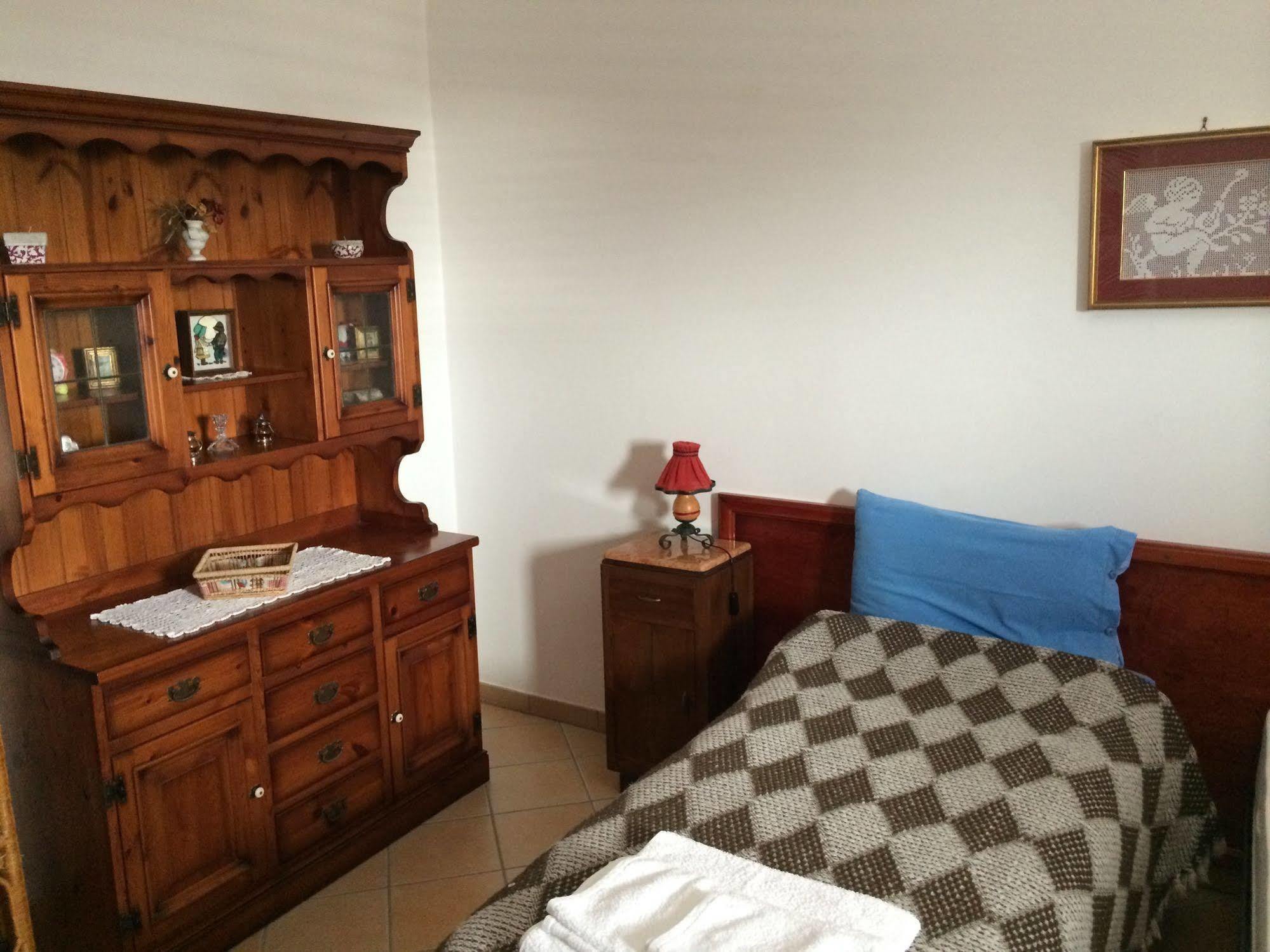 Torre Ancinale Bed & Breakfast Соверато Марина Екстериор снимка